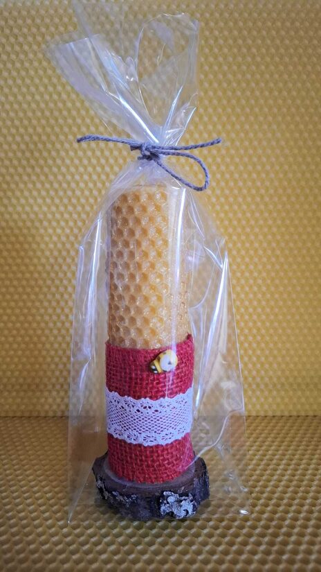 Vidējā vaska svece